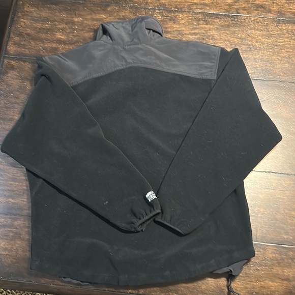 The North Face Men’s Black Wind-stopper Jacket - Size Medium - Picture 2 of 12